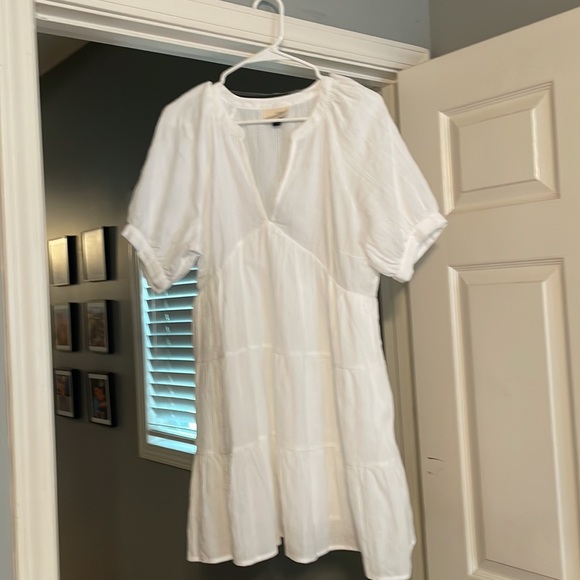 White Linen Dress - Picture 5 of 6